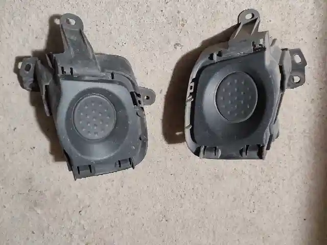 Заглушка бампера oт Toyota Prius, Душанбе