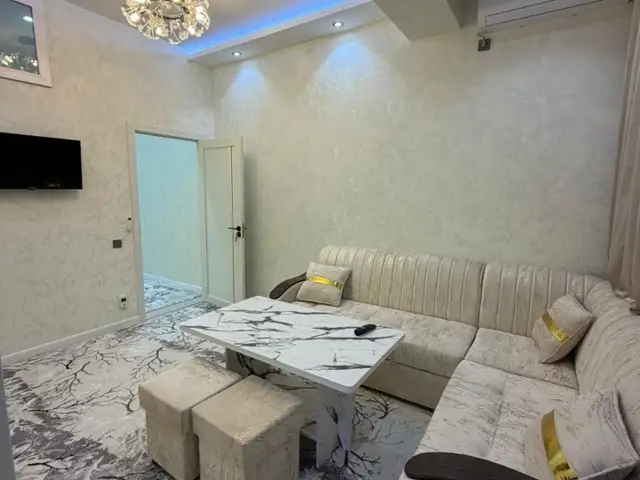 2-комн. квартира, 2 этаж, 50м², 18мкр, Хуҷанд