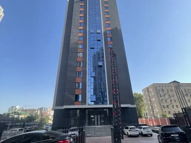 3-комн. квартира, 16 этаж, 123 м², И. Сомони, Душанбе