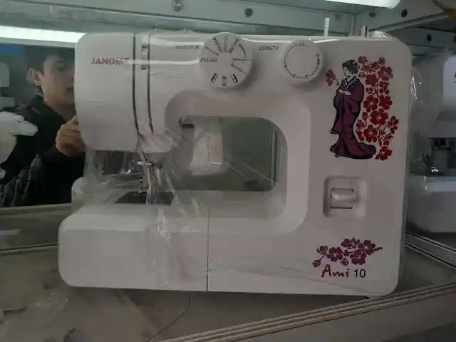 Швейная машина Janome Ami 10, Душанбе