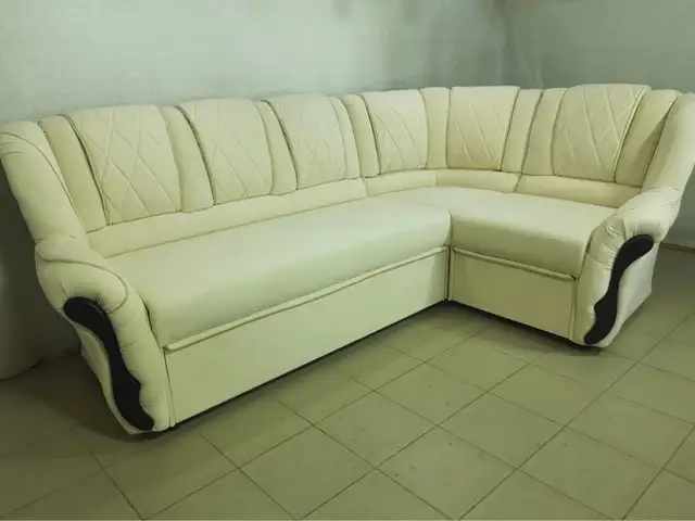 Диван угловой, Бохтар (Курган-Тюбе)
