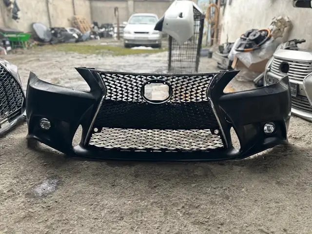 Бампер на Lexus is 250, Душанбе