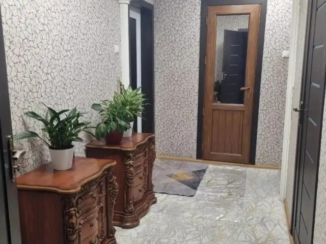 2-комн. квартира, 2 этаж, 53 м², 31мкр, Хуҷанд