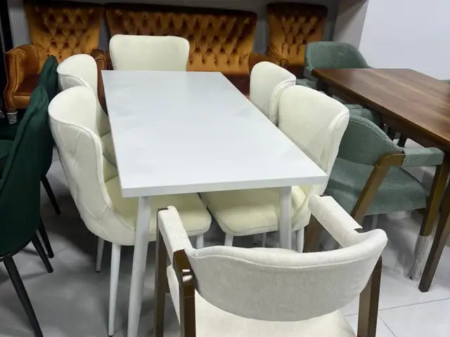 Стол и стулья, Душанбе