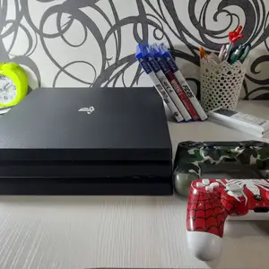 Игровая приставка Sony PlayStation 4 pro 1tb, Худжанд