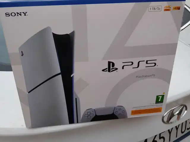 Игровая приставка Sony PlayStation 5 PS5 1TB, Душанбе