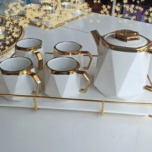 Комплект чайника с чашками, Душанбе