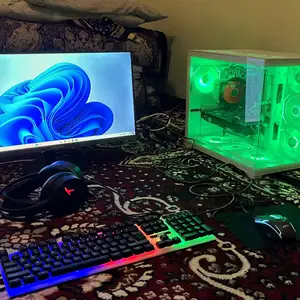 Игровой Компютер Core i7 2600k Amd R9200XT Ram 20Gв, Душанбе