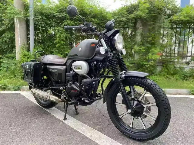 Мотоцикл Benda, Душанбе