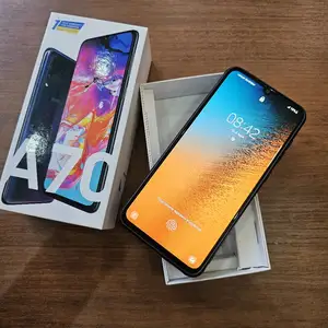Samsung Galaxy A70 128gb 2sim 5G, Худжанд