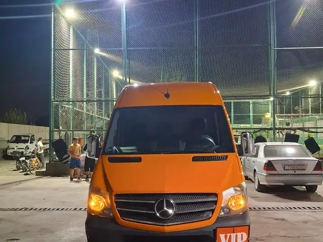 Фургон Mercedes-Benz Sprinter, 2017, Худжанд