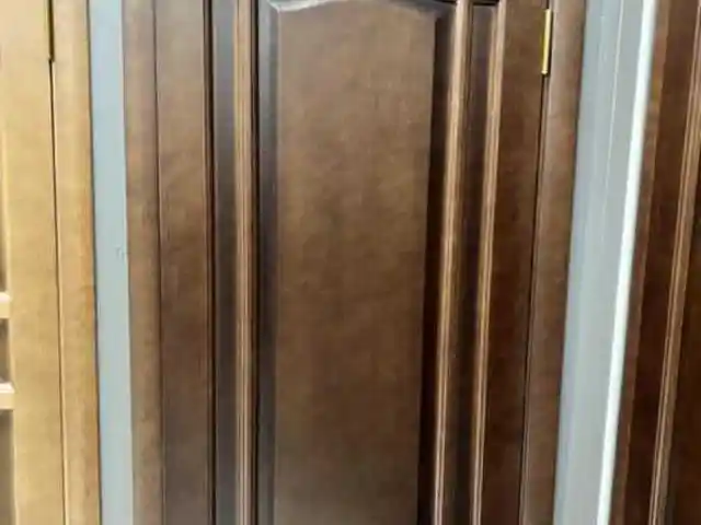 Деревянная дверь, Душанбе
