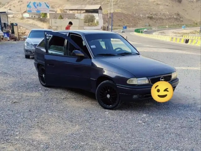 Opel Astra F