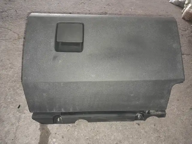 Бардачок от Ореl Zafira B 2, Хуҷанд
