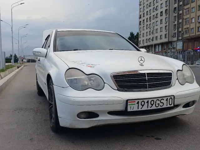 Mercedes-Benz C class