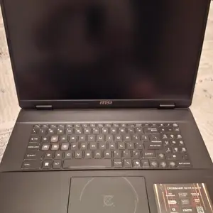 Ноутбук MSI Crosshair 18 HX AI 2025, Душанбе