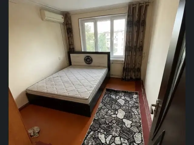 4-комн. квартира, 4 этаж, 80м², 102 мкр, пеши родоми 3, домои 5 этажа, Душанбе