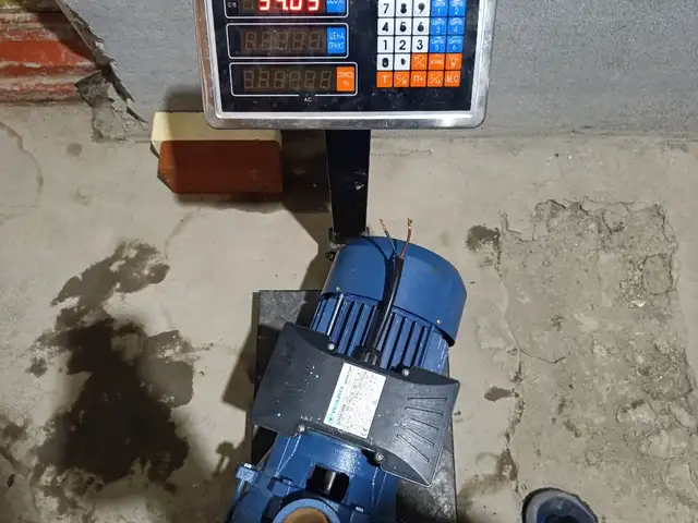 Насос, Исфара