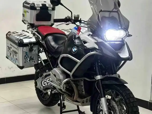 Мотоцикл BMW 1200 ADV, Душанбе