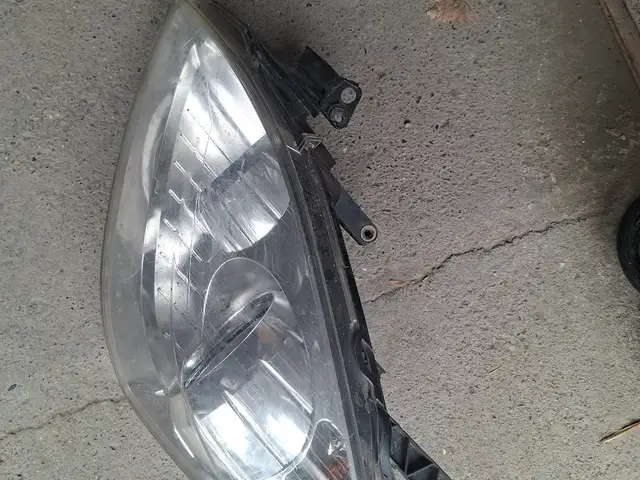 Передние фар Opel Zafira B, Худжанд