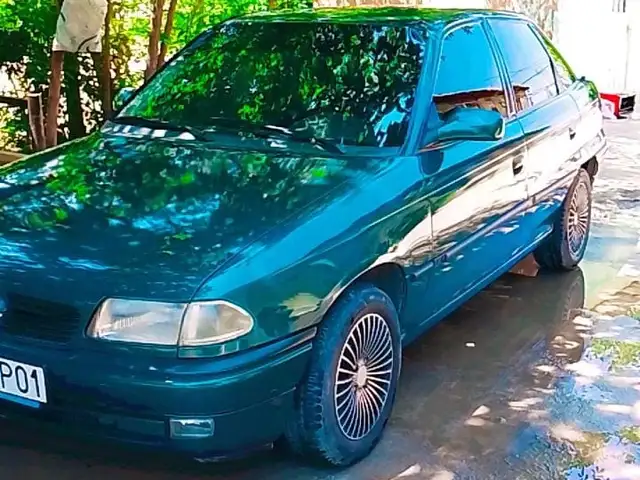 Opel Astra F