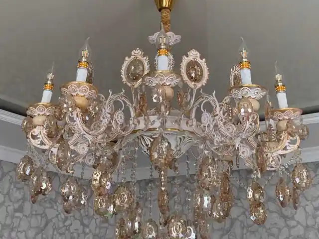 Люстра, Душанбе