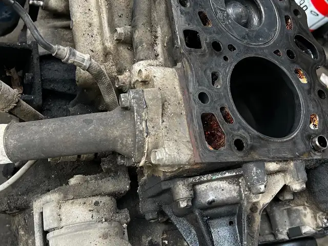 Нижняя часть двигателя Hyundai 126, Душанбе