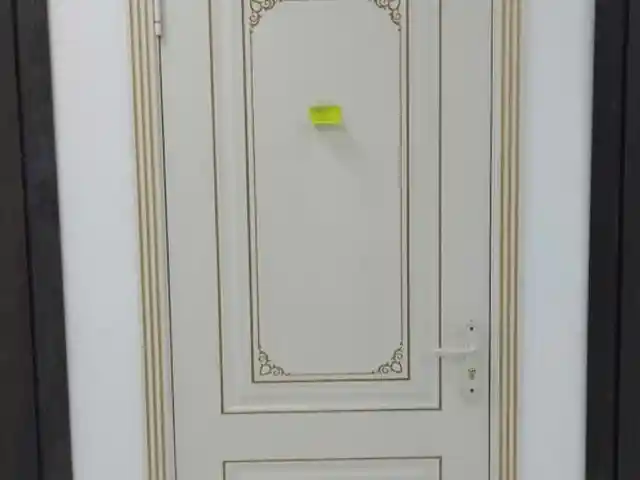 Дверь, Душанбе