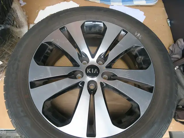 Диски с покрышками Kia Sportage R18 2010-20, Душанбе