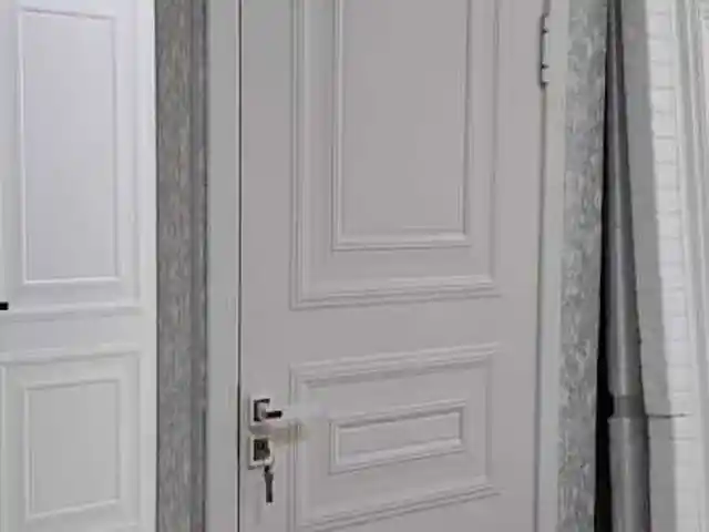 Дверь, Душанбе
