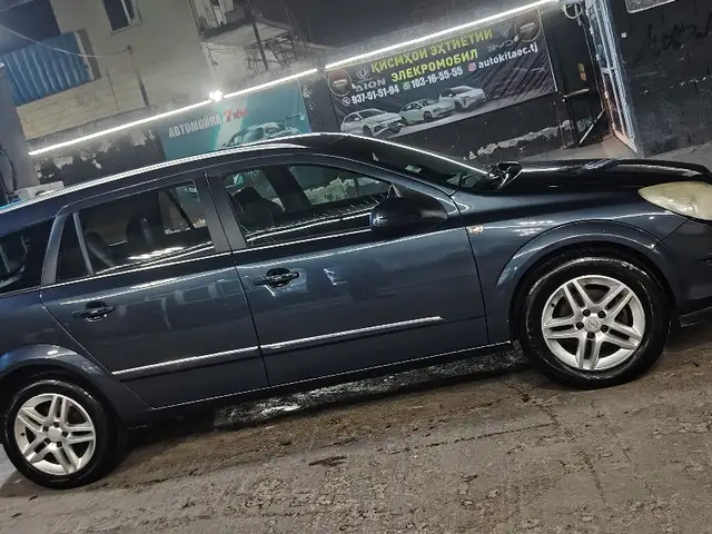 Opel Astra H