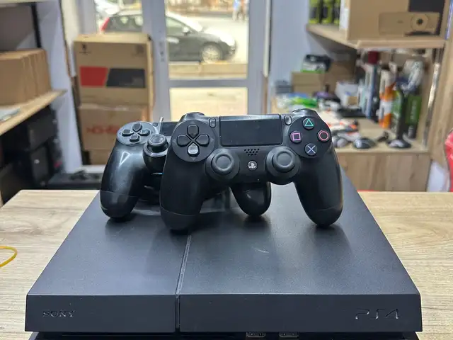 Игровая приставка Sony PlayStation 4, Худжанд