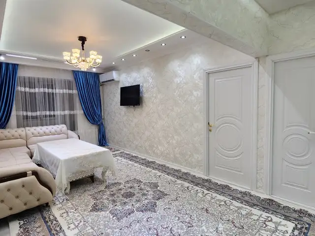 4-комн. квартира, 5 этаж, 100 м², 8 мкр, Хуҷанд