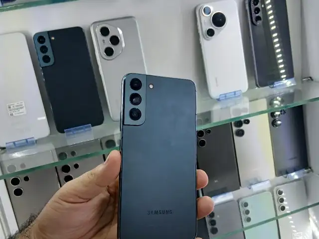 Samsung Galaxy S22+, Бохтар (Курган-Тюбе)