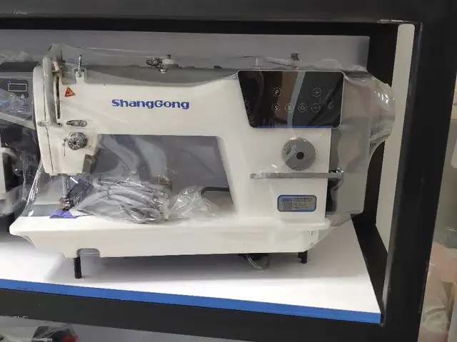 Мошинаи дузандаги ShangGong, Душанбе