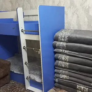 Двухэтажная кровать, Душанбе