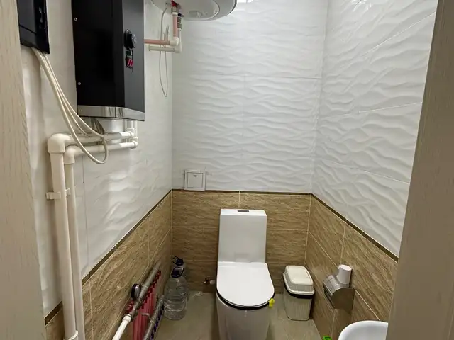 3-комн. квартира, 11 этаж, 110 м², 12 мкр, Худжанд - 10