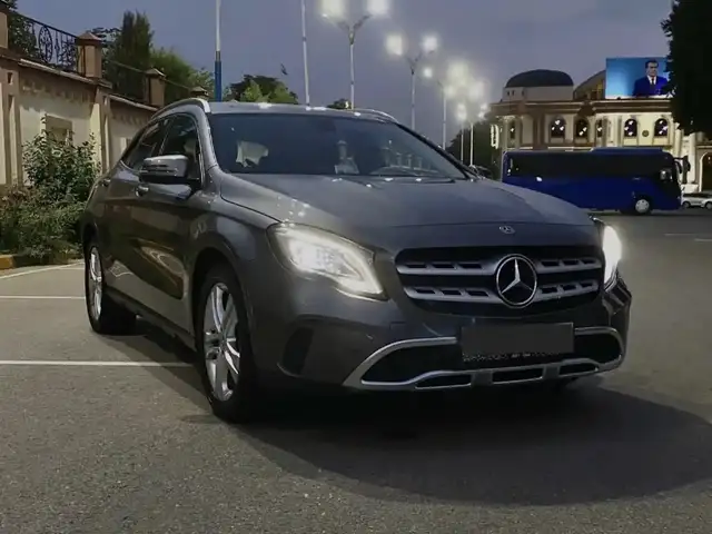 Mercedes-Benz GLA class
