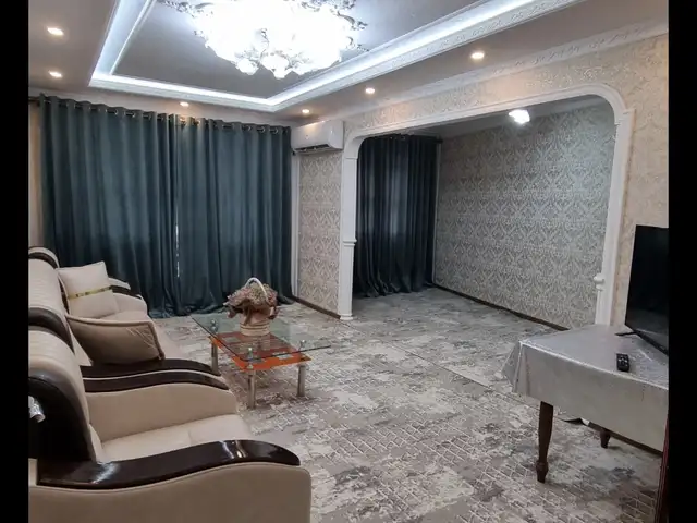 3-комн. квартира, 3 этаж, 100м², 18 мкр, Хуҷанд