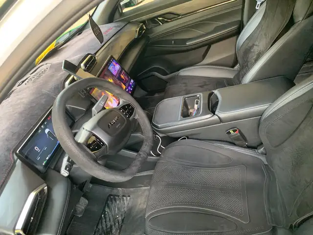 Dongfeng L7