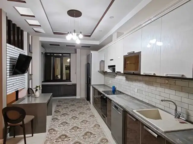 3-комн. квартира, 4 этаж, 120 м², Шохмансур, 4-дома, Душанбе