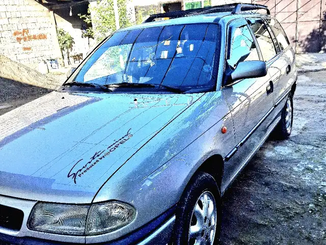 Opel Astra F