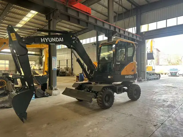 Экскаватор HYUNDAI HW60eco, Душанбе