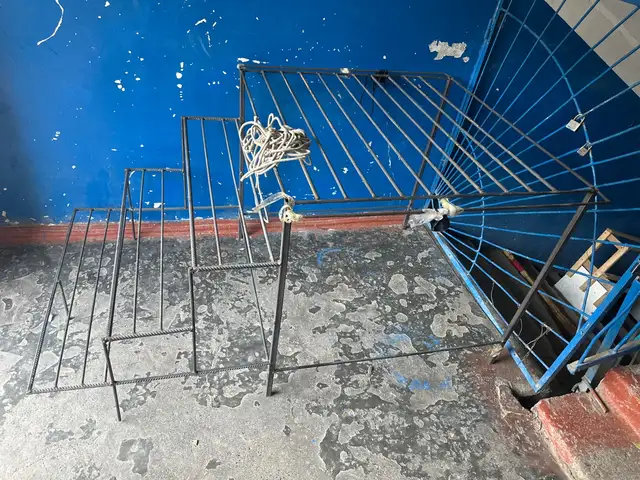 Полка для магазина, Турсунзаде