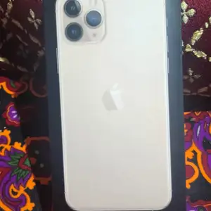 Apple iPhone 11 Pro, 256 gb, Gold, Душанбе