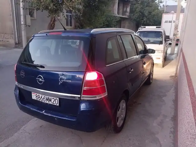 Opel Zafira
