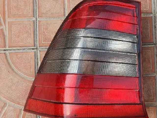 Задние фонари от Mercedes-Benz W202, Хуҷанд