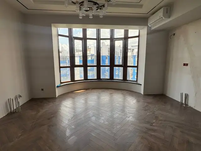 4-комн. квартира, 10 этаж, 170 м², Сомони, Душанбе