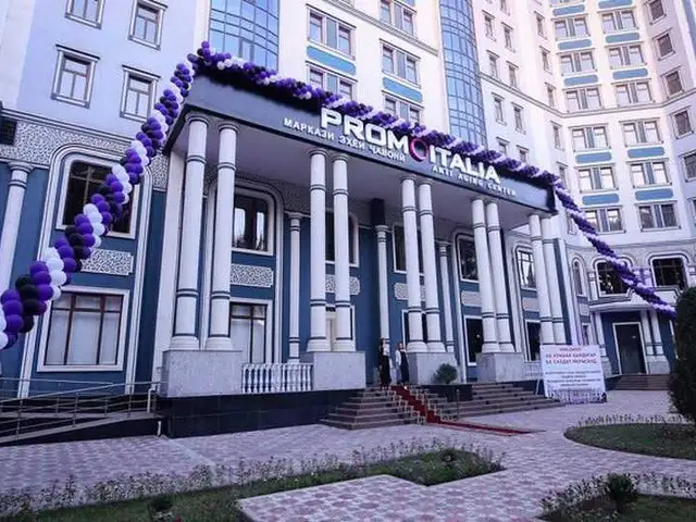 2-комн. квартира, 12 этаж, 100м², Рудаки доми пром Италия, Душанбе
