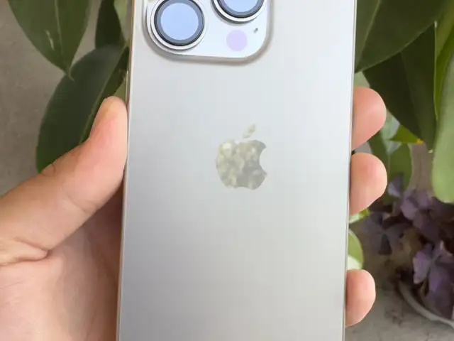 Apple iPhone 15 Pro, 128 gb, Natural Titanium, Душанбе